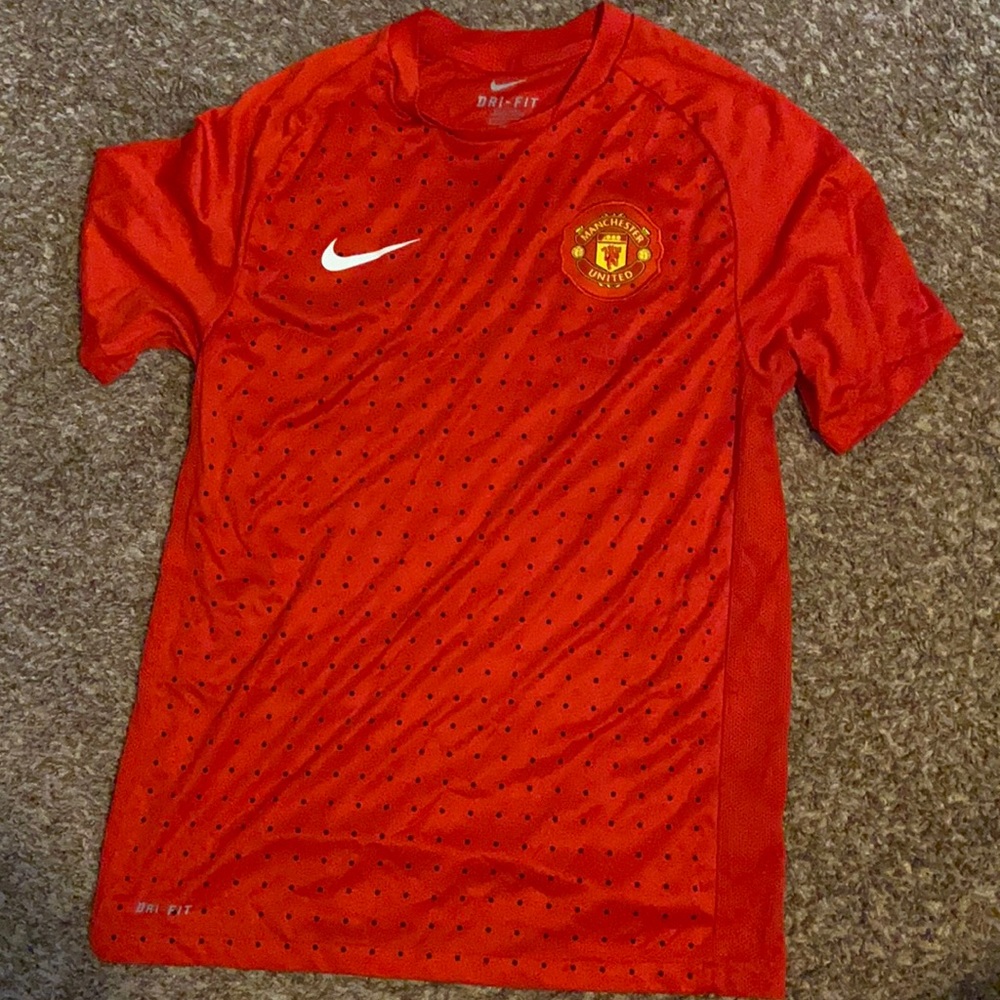 Nike size small Manchester United shirt